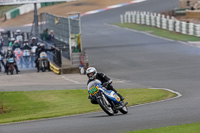 Vintage-motorcycle-club;eventdigitalimages;mallory-park;mallory-park-trackday-photographs;no-limits-trackdays;peter-wileman-photography;trackday-digital-images;trackday-photos;vmcc-festival-1000-bikes-photographs